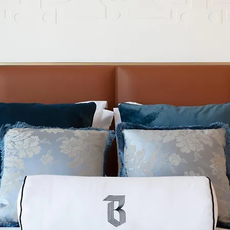 Hotel Bowmann, A Small Luxury Of The World
